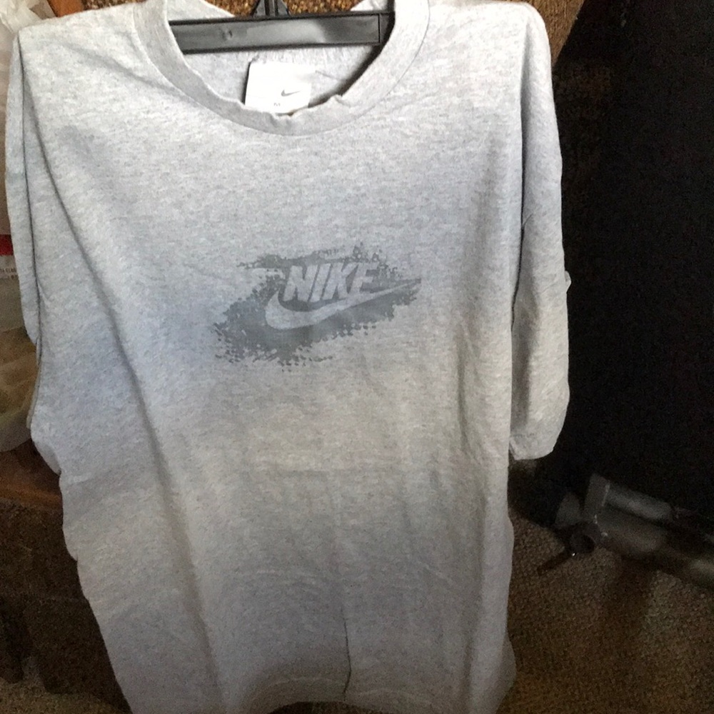 Nike men’s t shirt - Picture 2 of 2